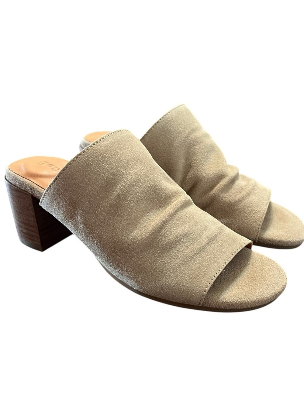 Gentle Souls Chas Slip-On Suede Block Heeled Peep Toe Sandals Mules NEW 6